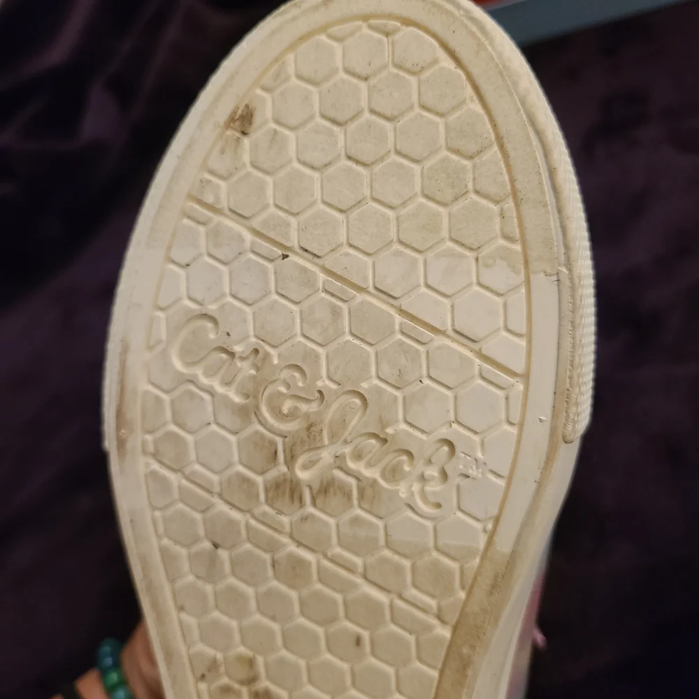 Cat & Jack Tie-dye Sneakers - Picture 8 of 10